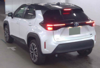 TOYOTA YARIS CROSS 2023