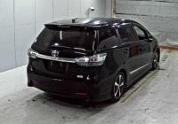 TOYOTA WISH 2013