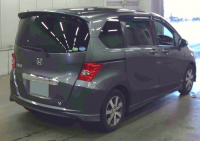 HONDA FREED 2010