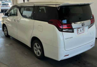 TOYOTA ALPHARD 2015