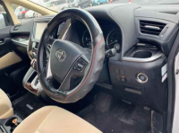 TOYOTA ALPHARD 2015