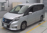 Used NISSAN SERENA