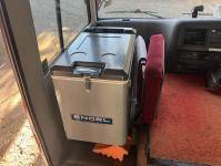 MITSUBISHI ROSA 2003