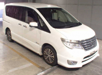 Used NISSAN SERENA
