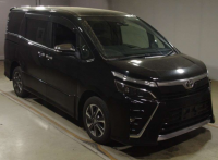 TOYOTA VOXY 2020