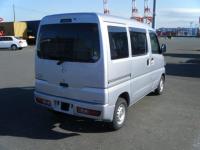 NISSAN CARAVAN 2013