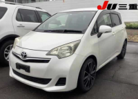 TOYOTA RACTIS 2012