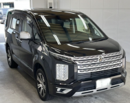 MITSUBISHI DELICA D:5 2022