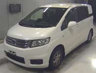 HONDA FREED SPIKE 2011