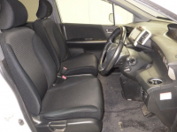 HONDA FREED SPIKE 2011