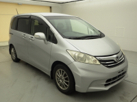 HONDA FREED 2012