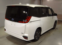 TOYOTA NOAH 2022