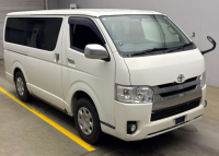 TOYOTA HIACE VAN 2015