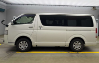 TOYOTA HIACE VAN 2015