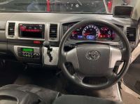 TOYOTA HIACE VAN 2015