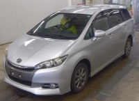 TOYOTA WISH 2012