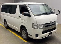 TOYOTA HIACE VAN 2014