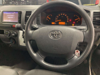 TOYOTA HIACE VAN 2014