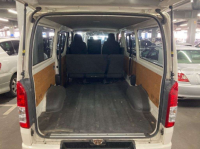 TOYOTA HIACE VAN 2014