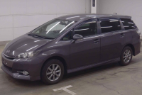 TOYOTA WISH 2012