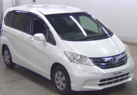 HONDA FREED 2013