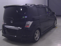 HONDA FREED 2012
