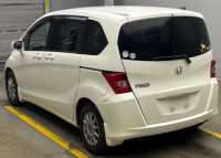 HONDA FREED 2010
