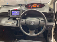 HONDA FREED 2010