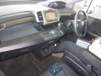 HONDA FREED SPIKE 2012