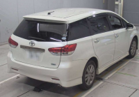 TOYOTA WISH 2011