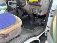 MITSUBISHI ROSA 2013