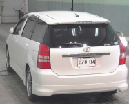 TOYOTA WISH 2004