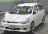 TOYOTA WISH 2004