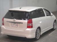 TOYOTA WISH 2004
