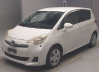 Used TOYOTA RACTIS