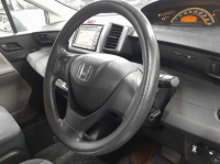 HONDA FREED 2008