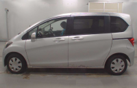 HONDA FREED 2010
