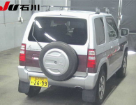 MITSUBISHI PAJERO MINI 2012