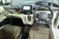 TOYOTA SIENTA 2016