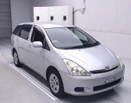 TOYOTA WISH 2004