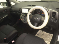 TOYOTA WISH 2004