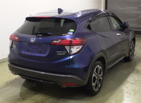 HONDA VEZEL 2015