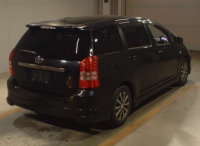 TOYOTA WISH 2004