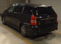 TOYOTA WISH 2004