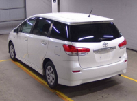 TOYOTA WISH 2010