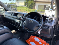 TOYOTA HIACE 2011