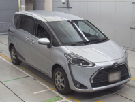 TOYOTA SIENTA 2020