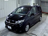 HONDA FREED 2023