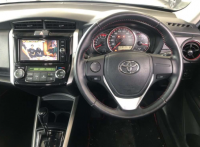 TOYOTA COROLLA FIELDER 2017