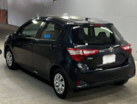 TOYOTA VITZ 2018